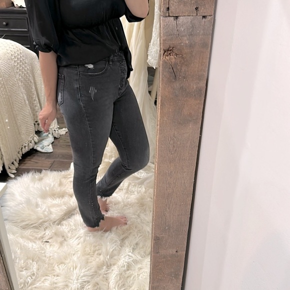 KanCan Women's black High Rise Jeans size 9/28 - Picture 5 of 7